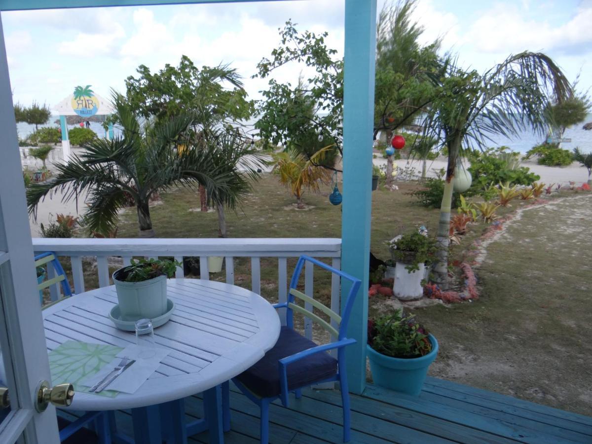 Rollezz Villas Beach Resort Old Bight エクステリア 写真