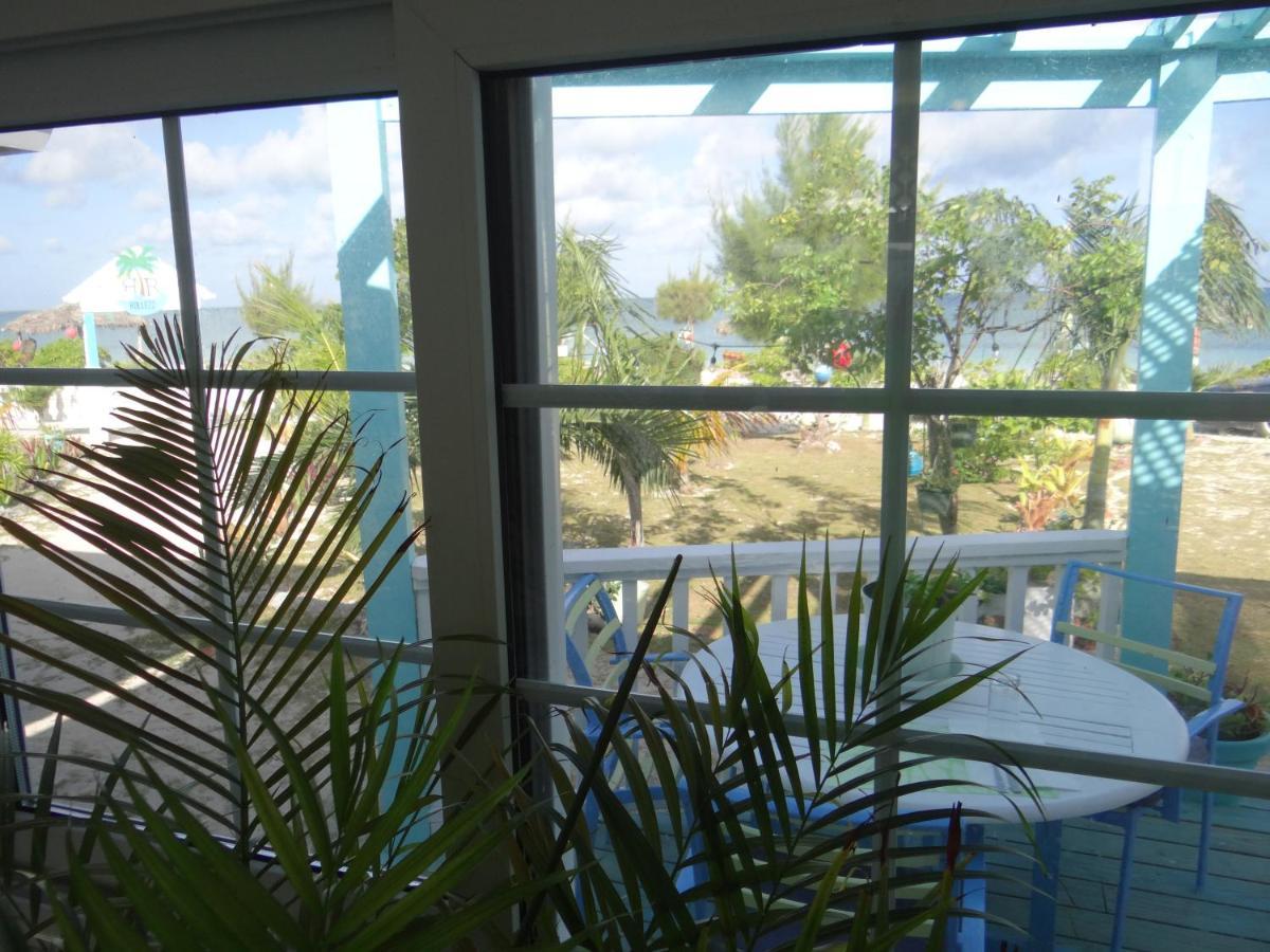 Rollezz Villas Beach Resort Old Bight エクステリア 写真