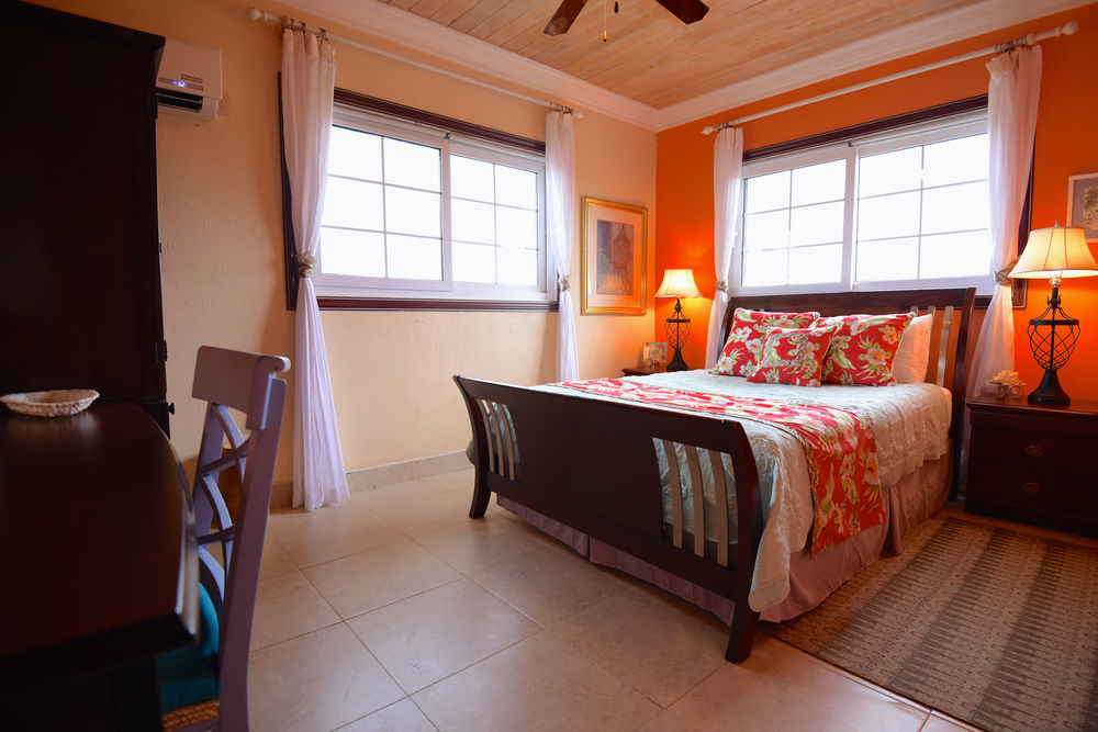 Rollezz Villas Beach Resort Old Bight エクステリア 写真